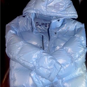 Aritzia puffer jacket - shorty